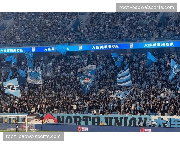 英博主场创上座纪录，梭鱼湾球场涌入超六万人